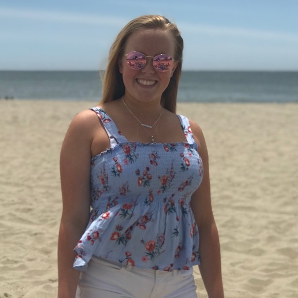 Meet your Posher, Kendelle Steuben - Picture 1 of 1